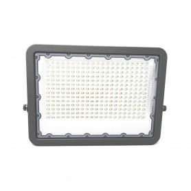 FARO LED 200 W LUCE BIANCA 6500K . PER INTERNO E ESTERNO IN METALLO IP65